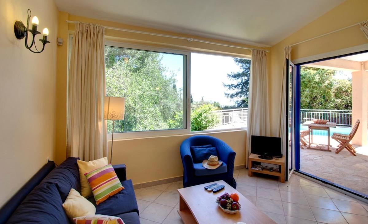 Elena Villa Nisaki (Corfu)